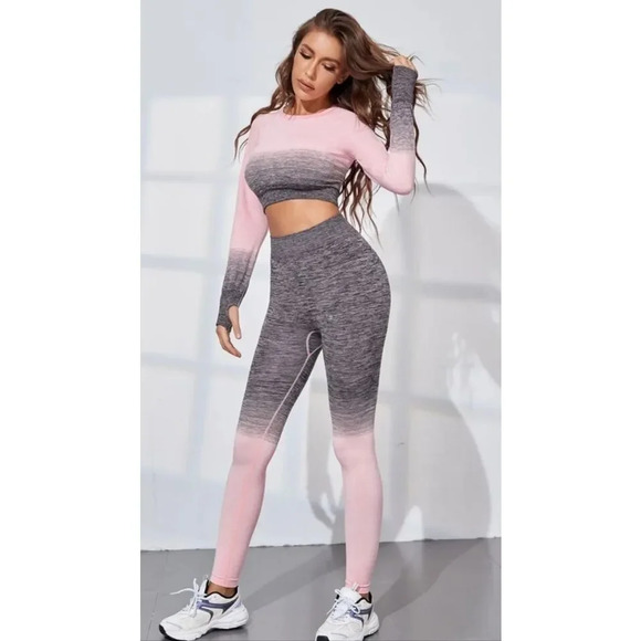 Seamless Quick-Drying Ombre Thumb Hole Sleeves Sports Set Medium super s… - Picture 6 of 6